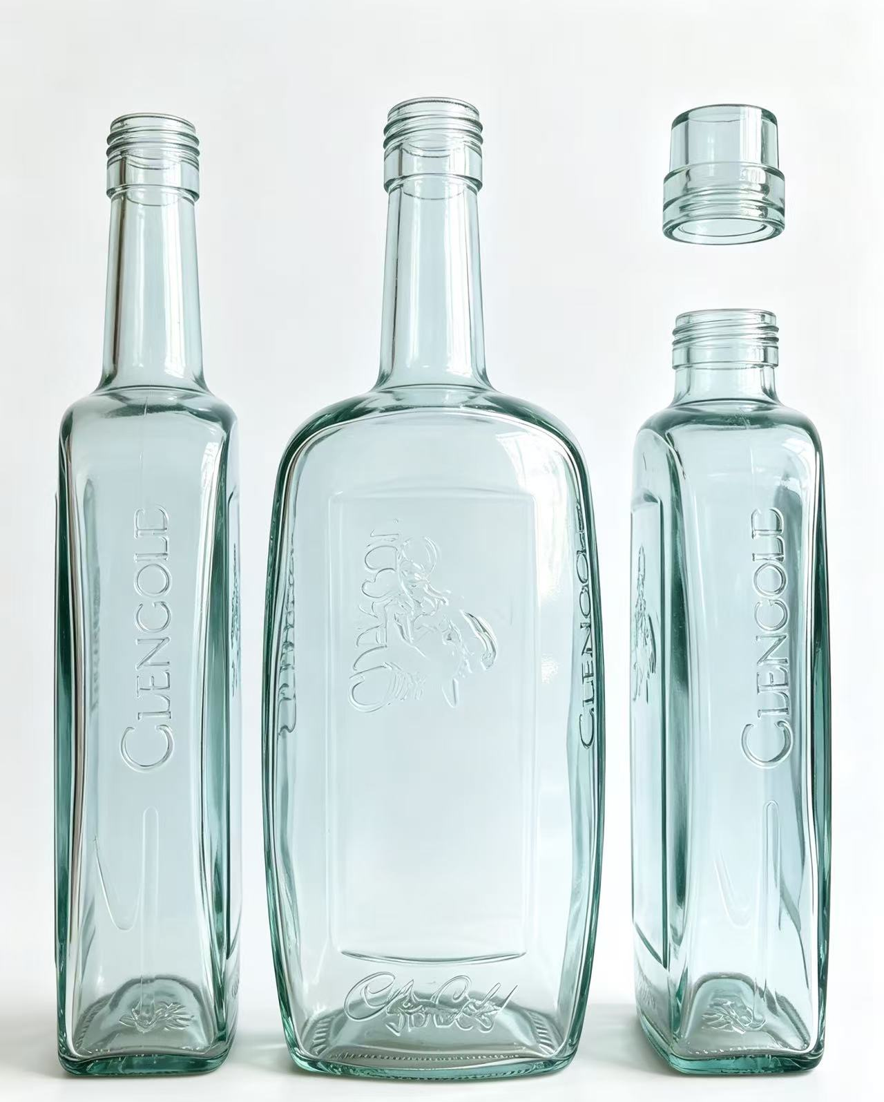 Water & Beverage Bottles